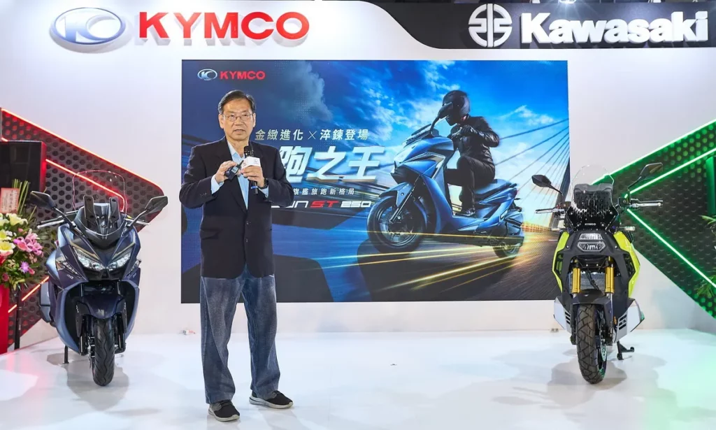 KYMCO 光陽董座柯俊斌宣布發表黃白旗艦雙雄!「新世代黃牌旗艦跨界越野 CV-X45」首選台灣第一站震撼發表、「白牌旅跑之王 New X-Town ST250」正式上市!