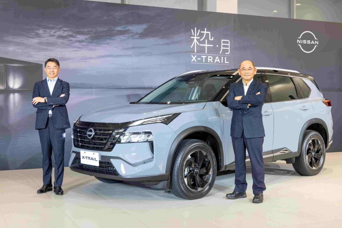 ▲「所有講究，只為純粹」NISSAN X-TRAIL粹．月全新上市89.9萬元起。(左)為副總經理李昌益，(右)為總經理姚振祥。