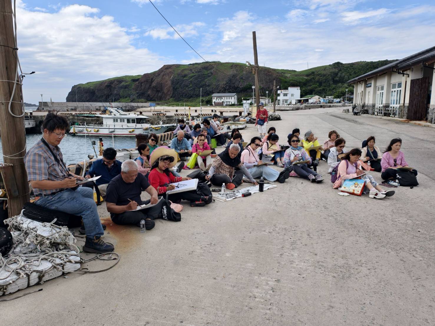 陳銘顯主持臺灣國家公園系列最終章　《海洋浩瀚》現代國畫專題巡迴展完成藝術版圖最後拼圖 