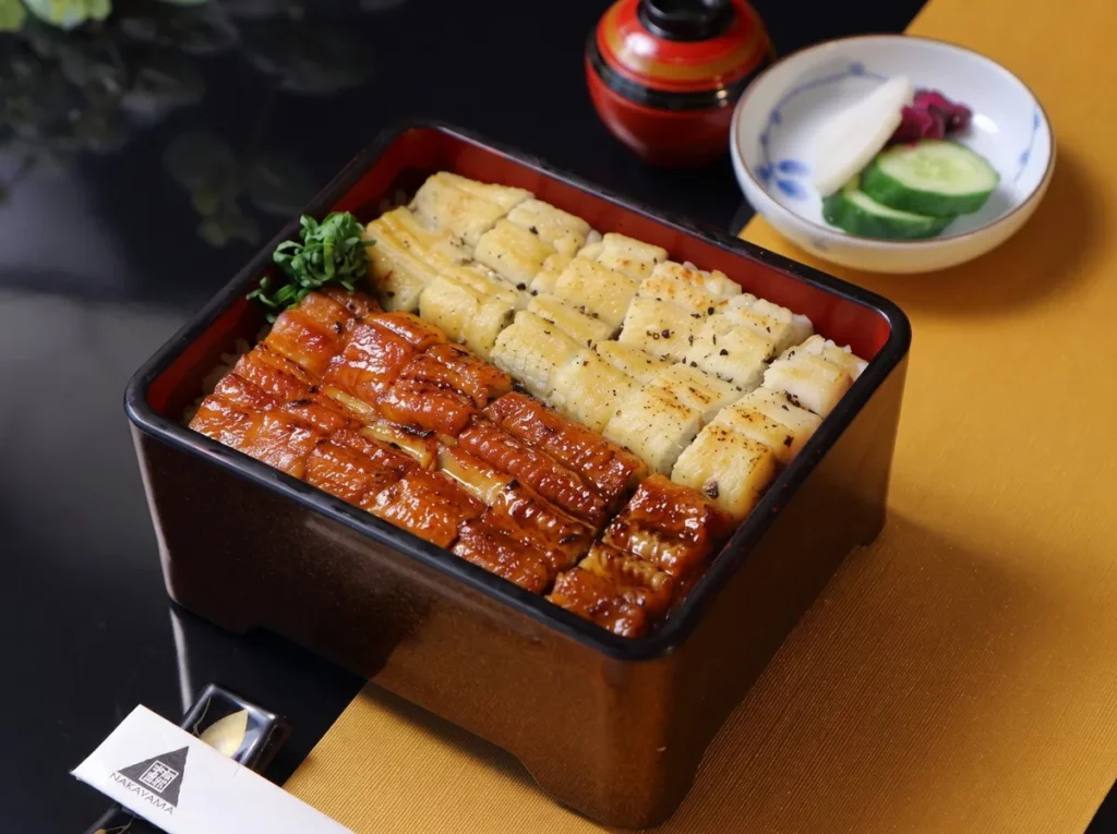 「鰻魚雙色飯」一次品味蒲燒與白燒兩種經典風味