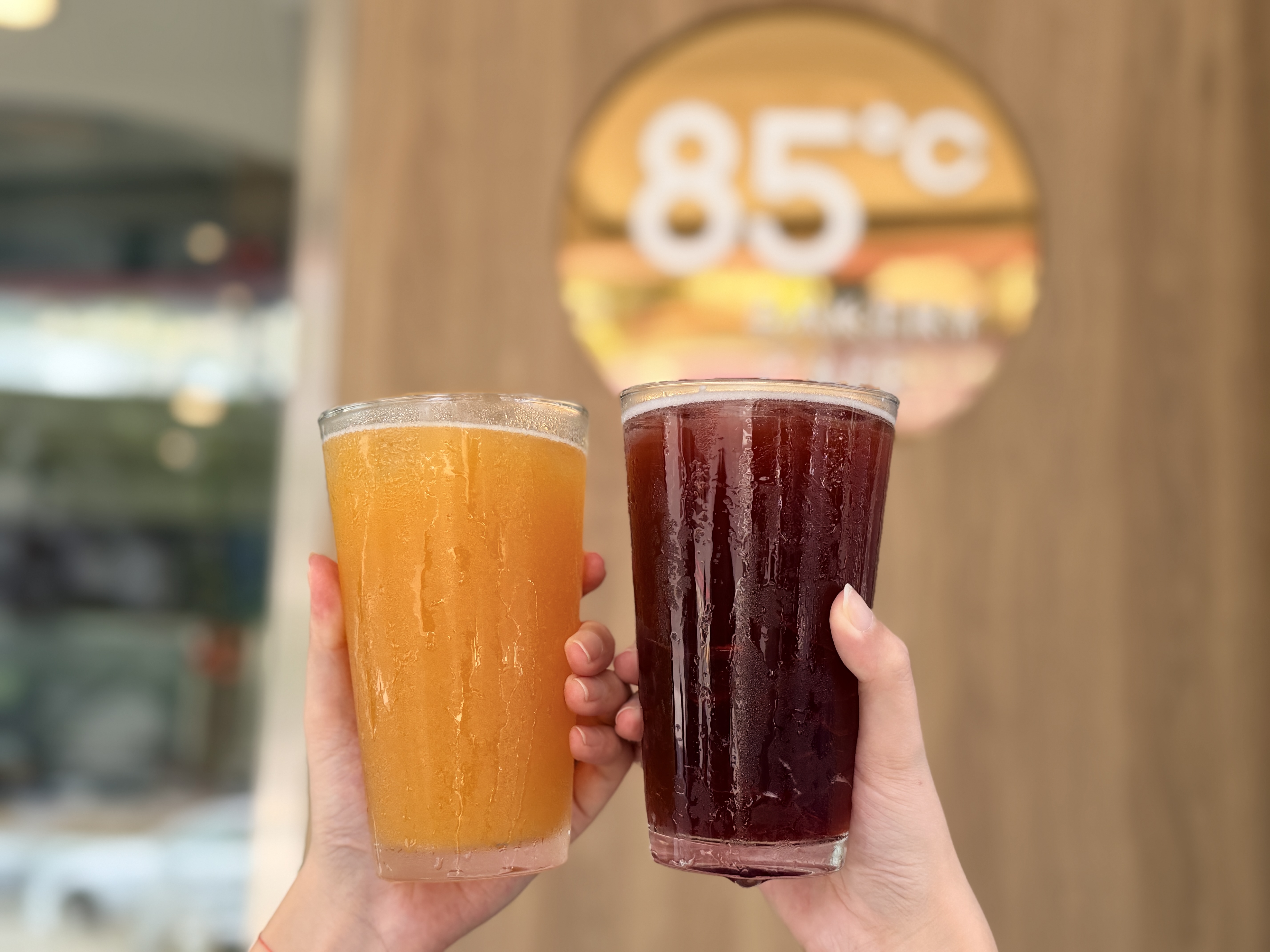 世足熱潮帶動消暑商機 85℃推指定茶飲2杯99元、猜冠軍再享甜點優惠