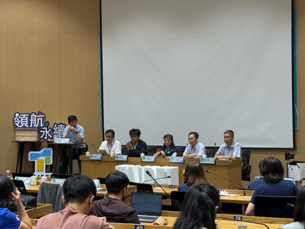 與水共生! 北市府辦氣候韌性研討會 「戀戀水綠」智慧防汛成焦點 47 f1c8e7d0 87a7 491f 8ce8 c50c17c4c5f0