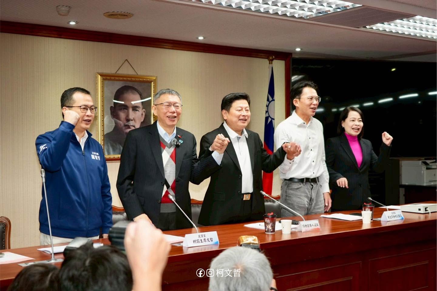 柯文哲把民眾黨「變現」？！