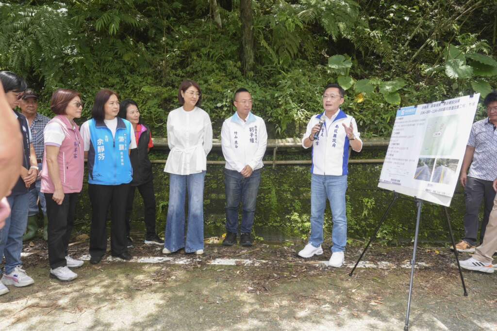 ▲南投縣政府計畫處長邱紹偉簡報說明。（圖／記者蘇彩娥攝）