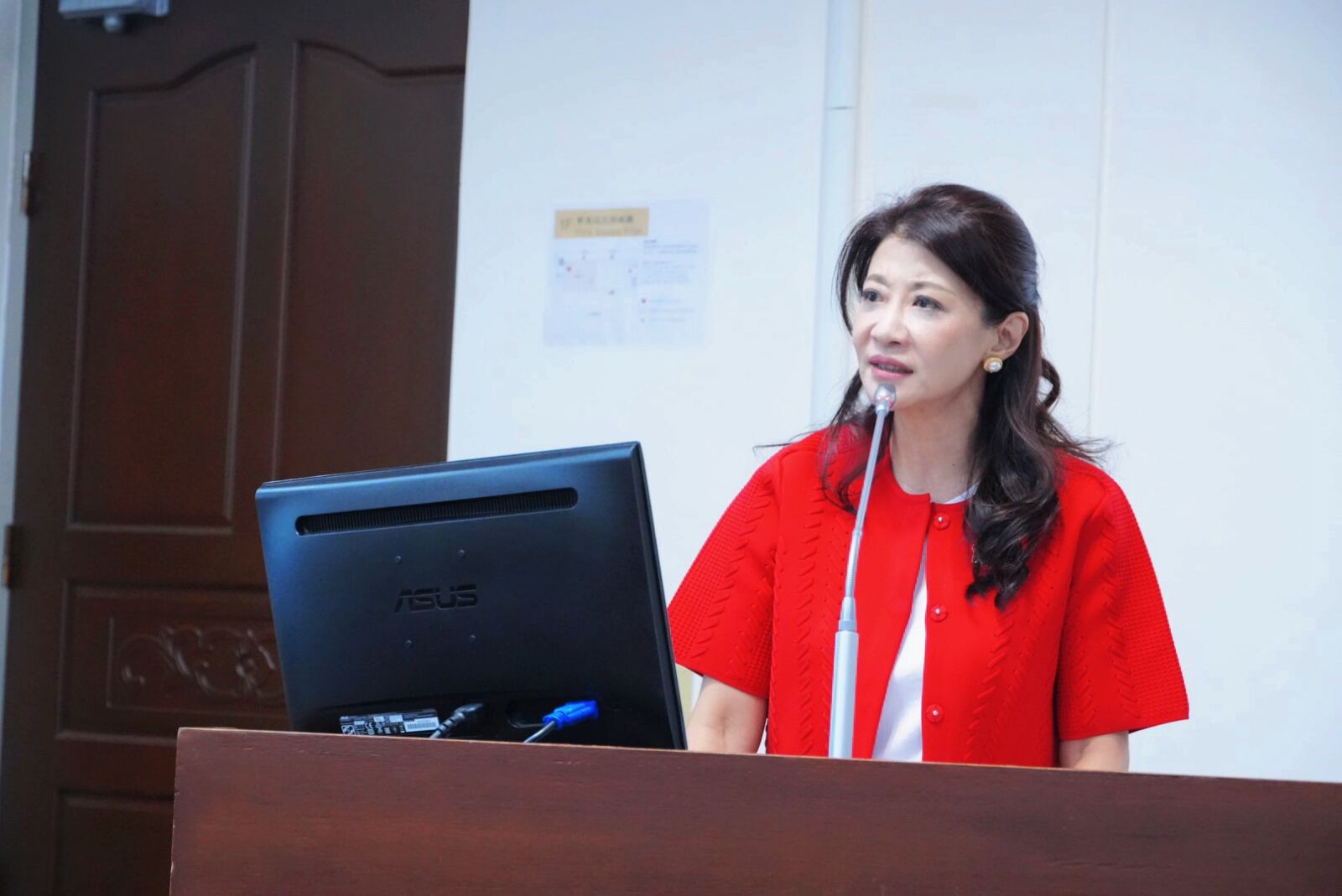 鄭麗文輔選吳宗憲盼保宜蘭 民進黨拿林姿妙反擊:延續貪污違法? 244 鄭麗文輔選吳宗憲盼保宜蘭 民進黨拿林姿妙反擊:延續貪污違法? 243