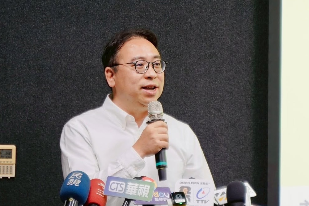 卓榮泰為毒油道歉! 桃園市府:黃世杰護航中央到被洗臉尷尬至極 216 卓榮泰為毒油道歉! 桃園市府:黃世杰護航中央到被洗臉尷尬至極 215