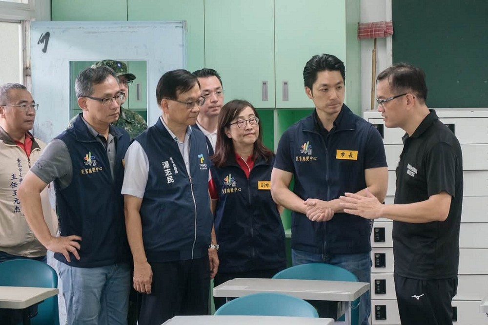 蔣萬安號召民眾「725一起上凱道」爭食安 盧秀燕:我參加! 86 蔣萬安號召民眾「725一起上凱道」爭食安 盧秀燕:我參加! 85