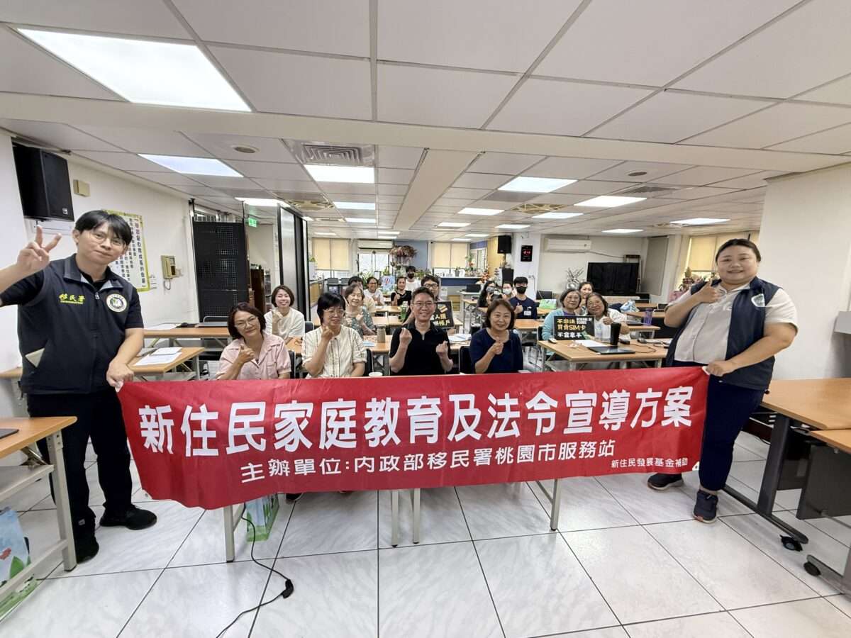 70歲阿伯毒駕蛇行 平鎮警攔查起獲雙槍與子彈 S 144031759