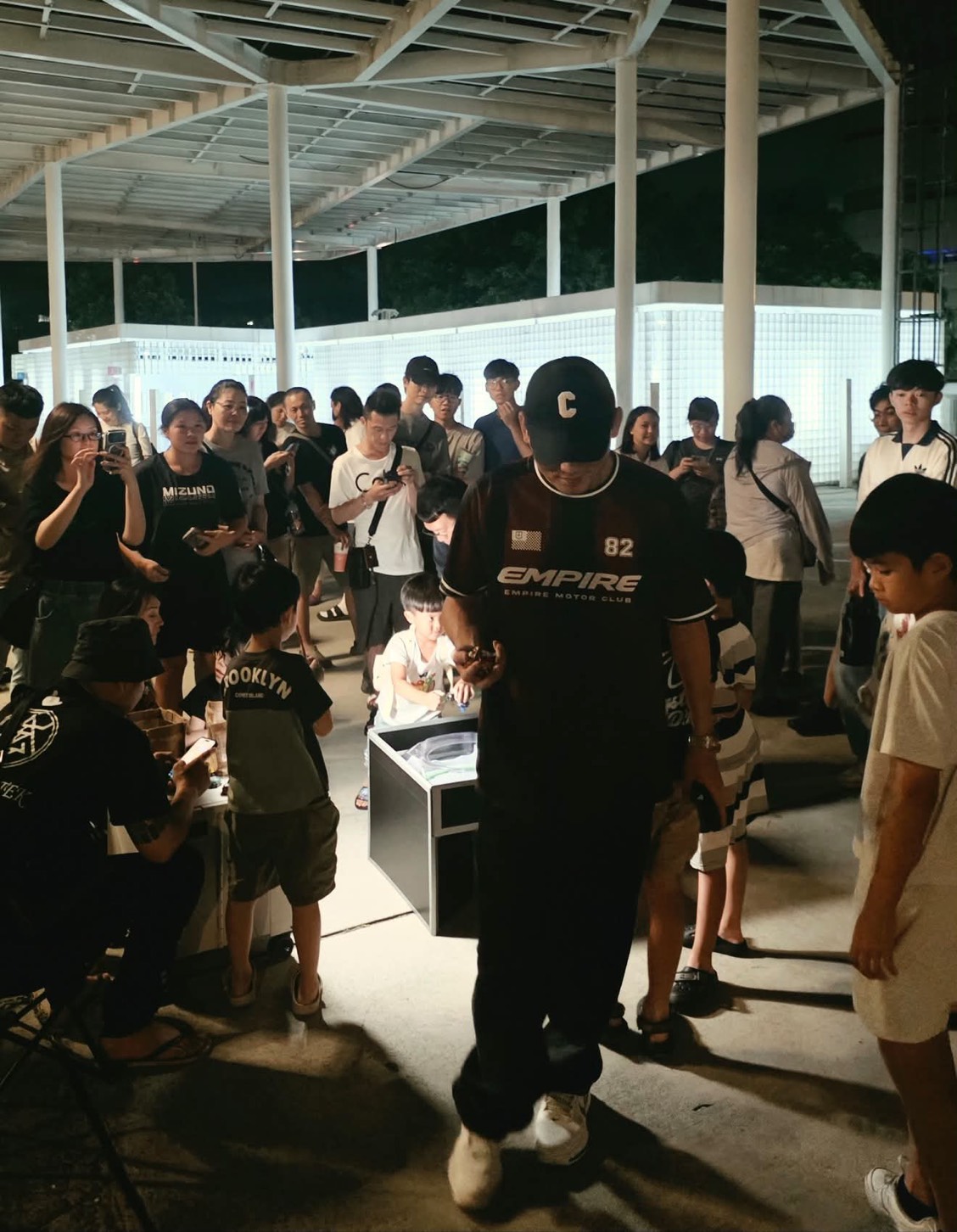 春風苦練3週戰鬥陀螺後重返公園，終於戰勝。（圖／翻攝春風Threads）