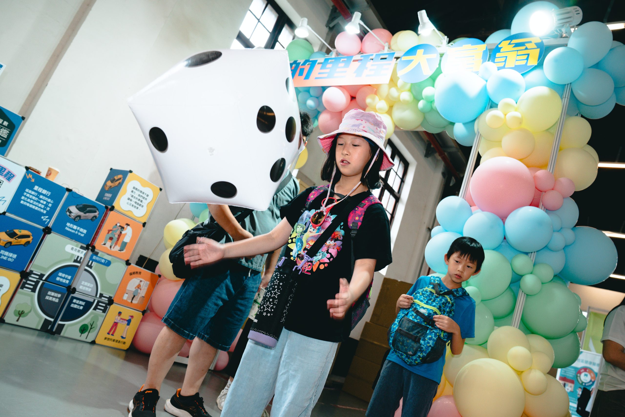 企業利用遊戲與孩子們互動,寓教於樂之間默默種下永續的種子。(圖/聯合線上)