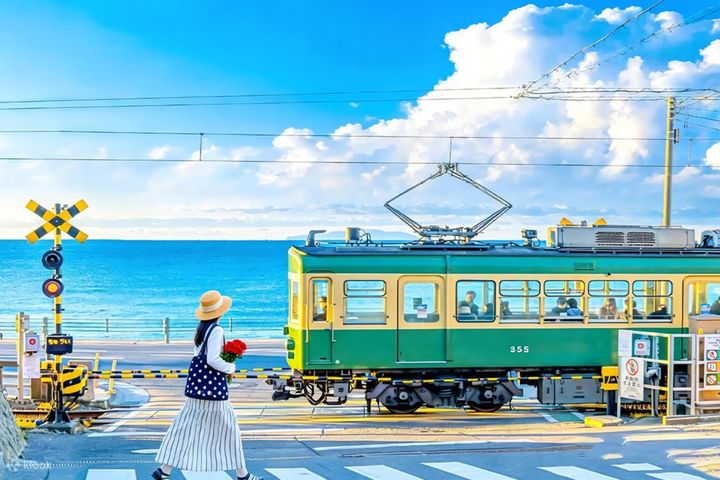 根據2026《旅遊脈動大調查》，77%亞太旅客除了造訪熱門城市，也會同步安排探索周邊小鎮與特色景點。　圖：Klook／提供 