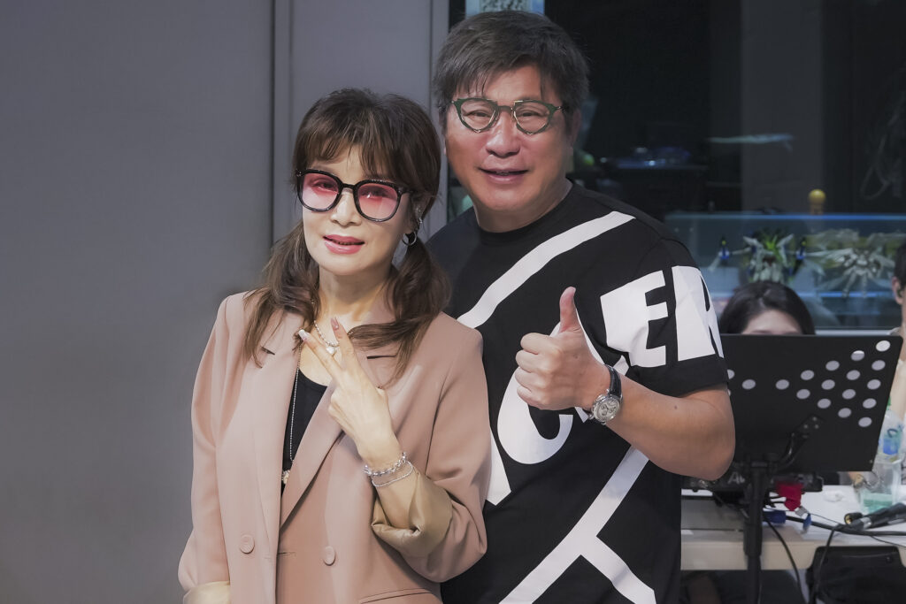 從小立志賺錢為鄉親搭電視牆 蔡秋鳳響應綜藝天王胡瓜加入鑽石舞台之夜 54 DSC09938