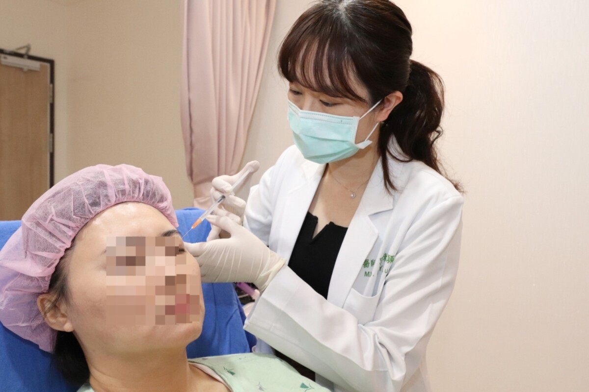 ▲醫師建議，若因快速減重造成臉部鬆垮，可選擇膠原蛋白增生劑搭配玻尿酸注射，接續電音波治療，可改善凹陷又維持營養不流失。（示意圖）。(圖/大里仁愛醫院提供)