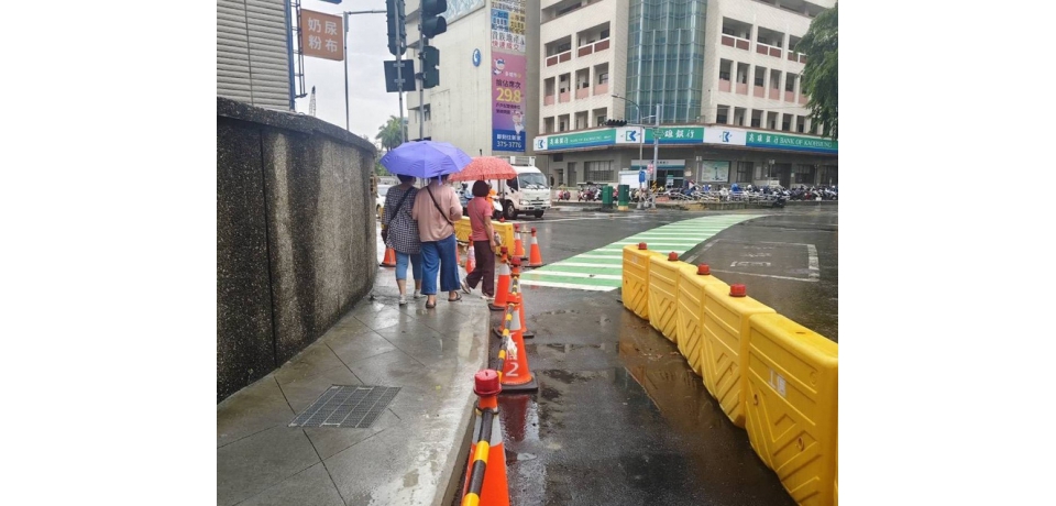 高雄捷運黃線推進 建工與大順路口人行道完成改善