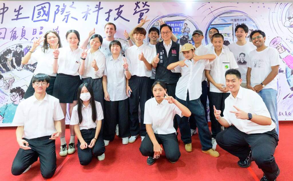 ▲國際科技夏令營透過國內外優秀講師分享最新科技與產業趨勢,拓展學生國際視野。
