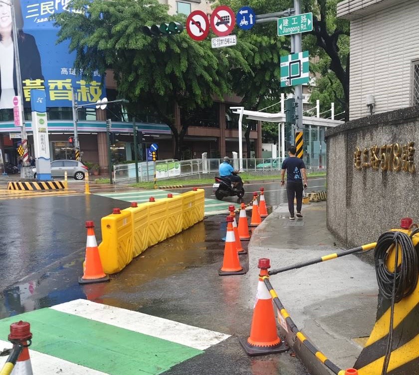 從施工管理到行人安全全面升級　捷運局完成建工大順路口人行道改善
