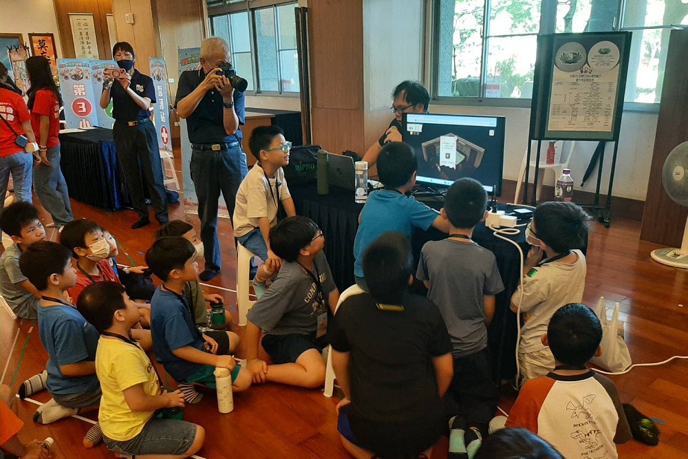 新北兒童消防夏令營今明2日展開 陳崇岳:防火防災教育向下扎根 218 新北兒童消防夏令營今明2日展開 陳崇岳:防火防災教育向下扎根 217