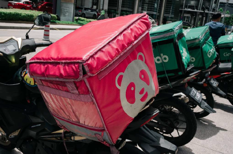 ▲全台18大工會針對公平會審查Grab收購台灣foodpanda案發表聯合聲明。