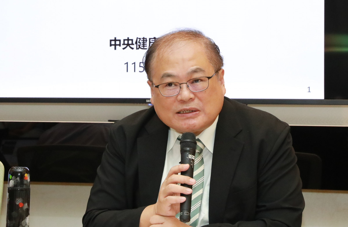 中央健康保險署副署長張禹斌說明Ｂ肝治療持續依照專家會議討論調整，接續篩檢後的治療追蹤也和國健署完成資料串接，提供醫師進行篩檢、治療或追蹤的提醒依據。