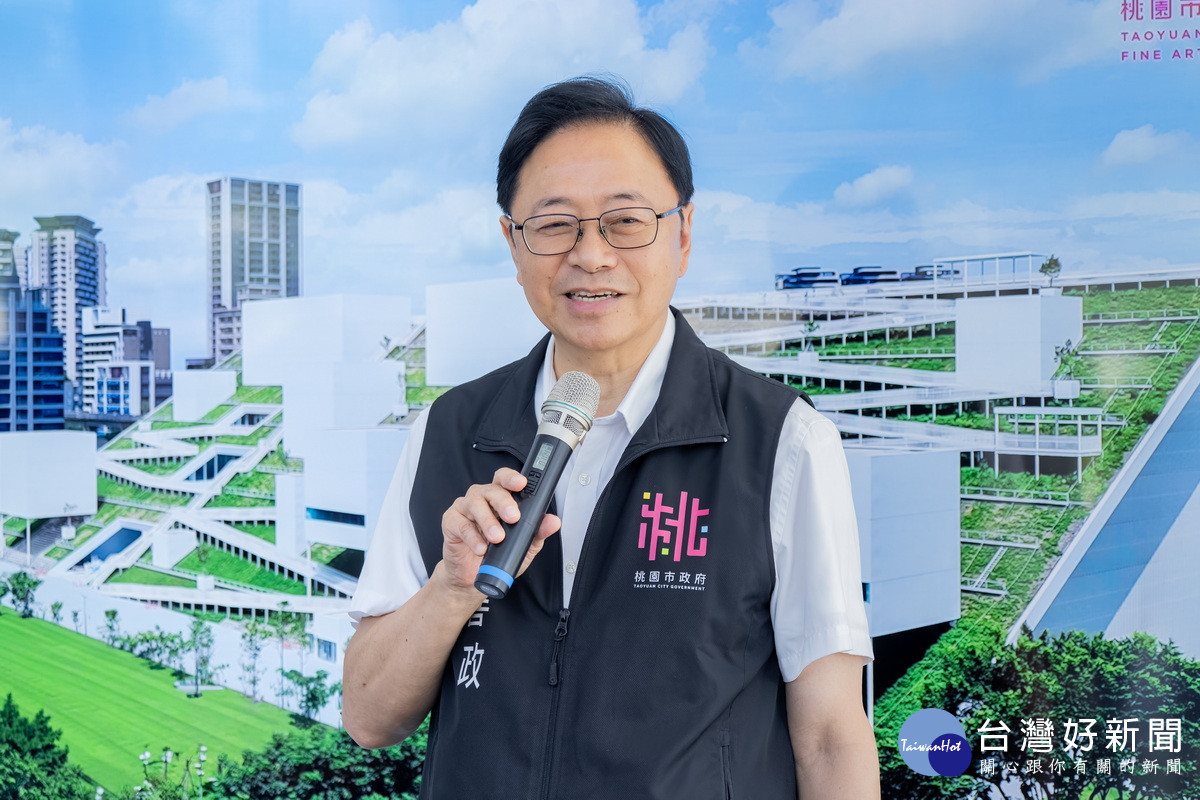 桃園市長張善政視察「桃園市立美術館新建工程-人行連通空橋工程竣工」時致詞。<br /><br />