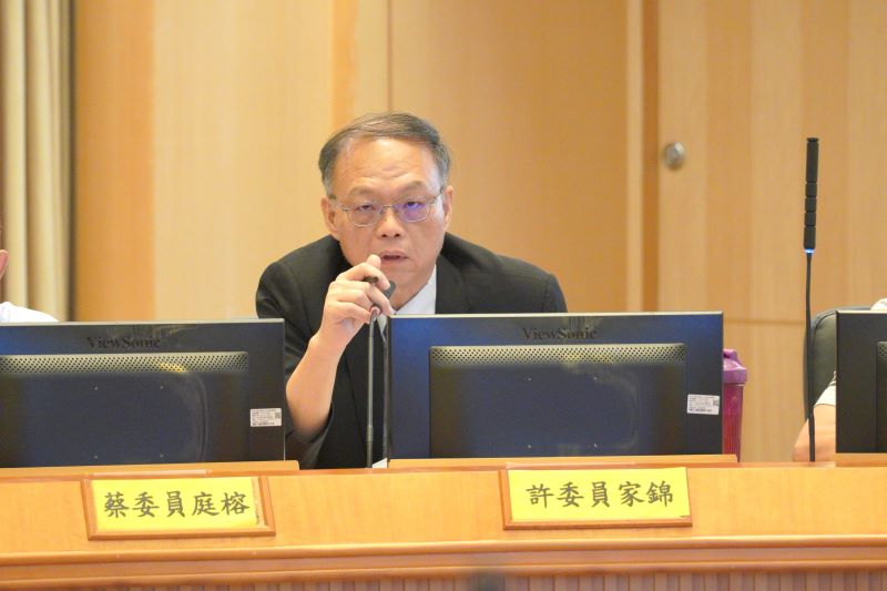 打造清廉高效宜居城市 新北深化廉潔教育與風險管理 25 《圖說》政風處處長許家錦補充說明。〈政風處提供〉