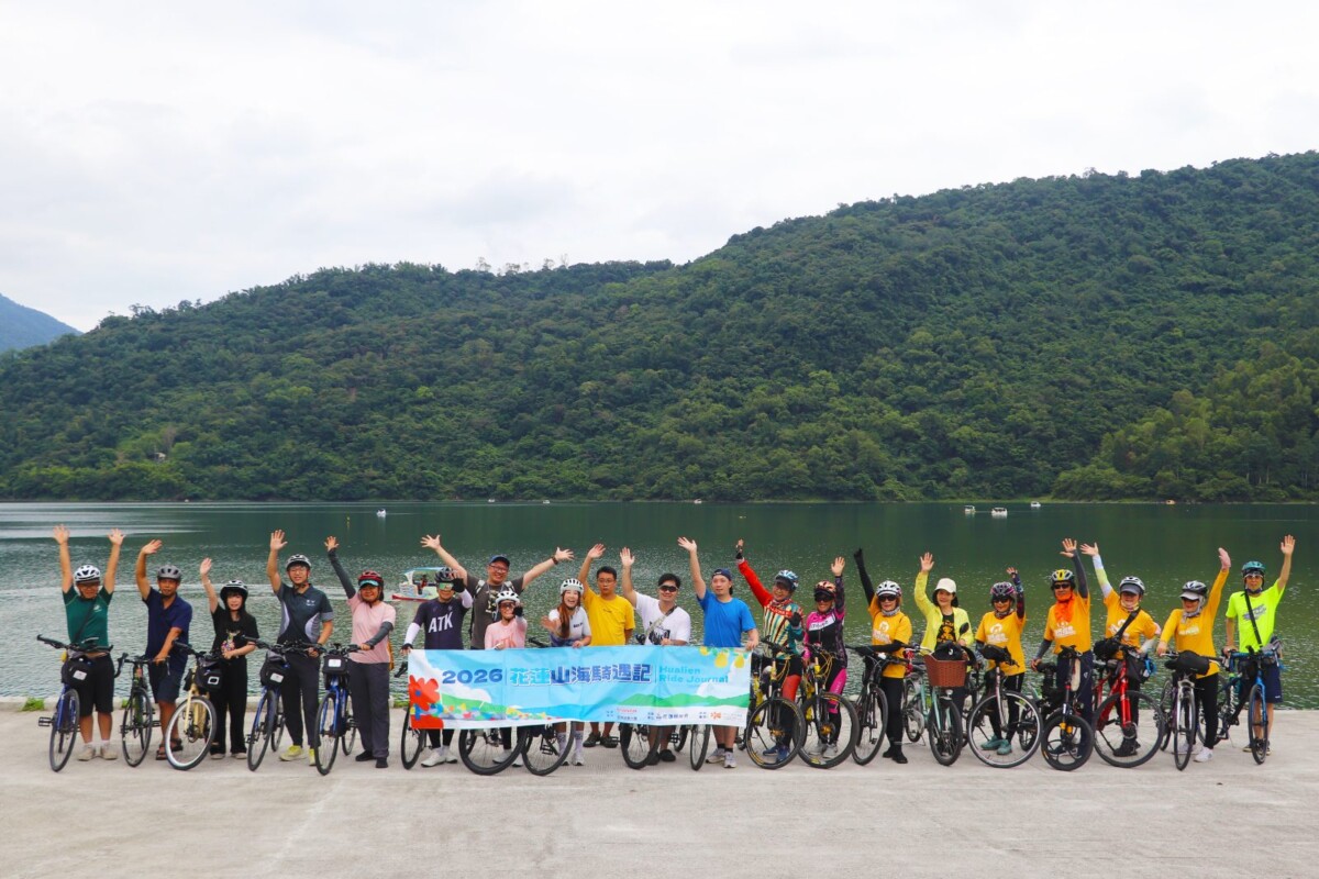 花蓮縣政府新聞稿115.07.20 跟著單車小D慢遊鯉魚潭 (2) 0