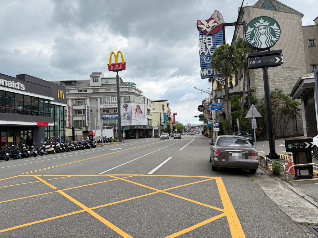 圖為斗六街景、中信房屋斗六雲林國中加盟店提供