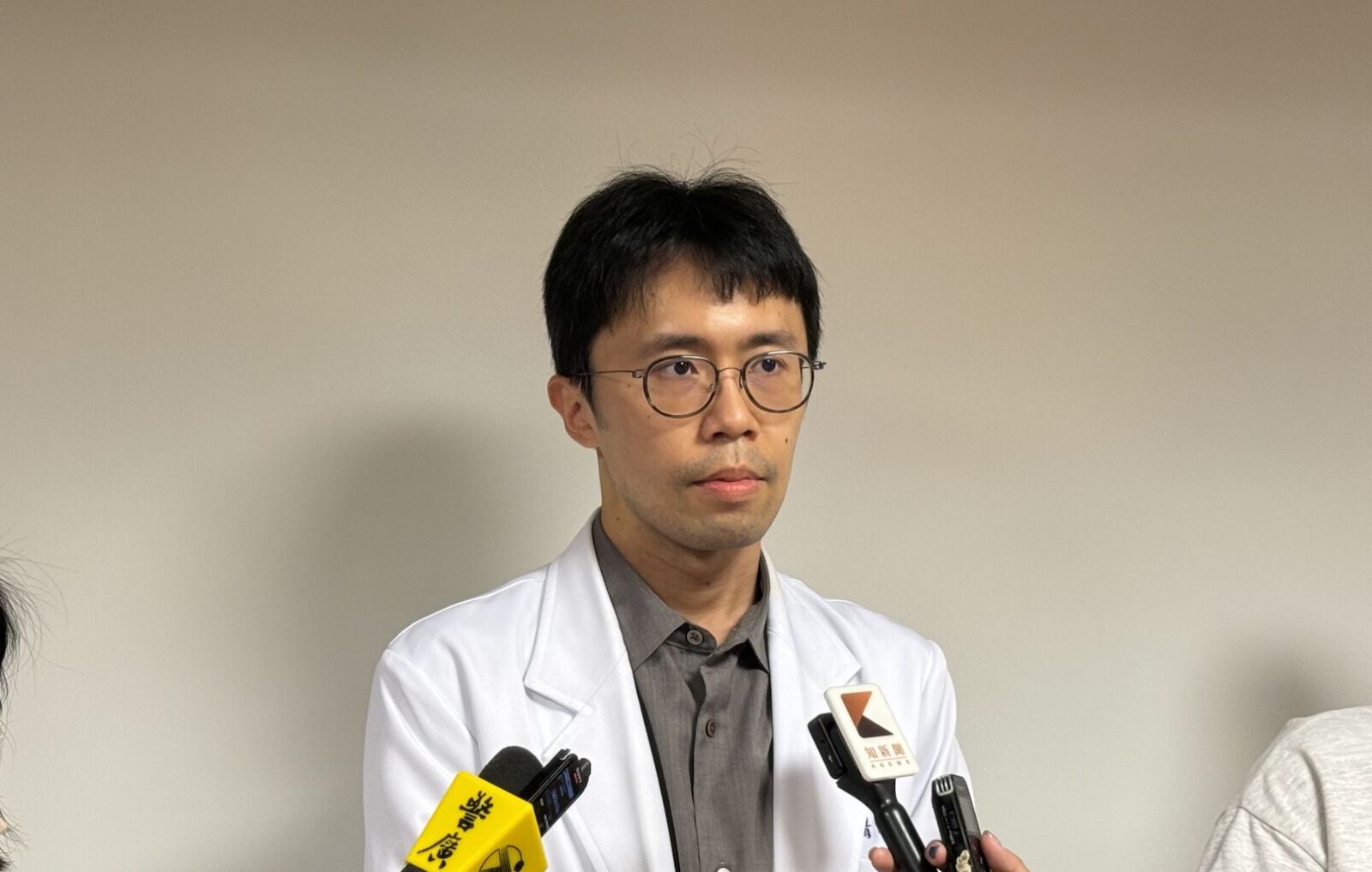 包莖男怕敏感不愛洗 一翻開「一坨異物像海葵」已染性病! 210 包莖男怕敏感不愛洗 一翻開「一坨異物像海葵」已染性病! 209