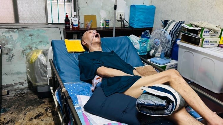 ▲42歲董先生突發腦幹出血呈植物人狀態。