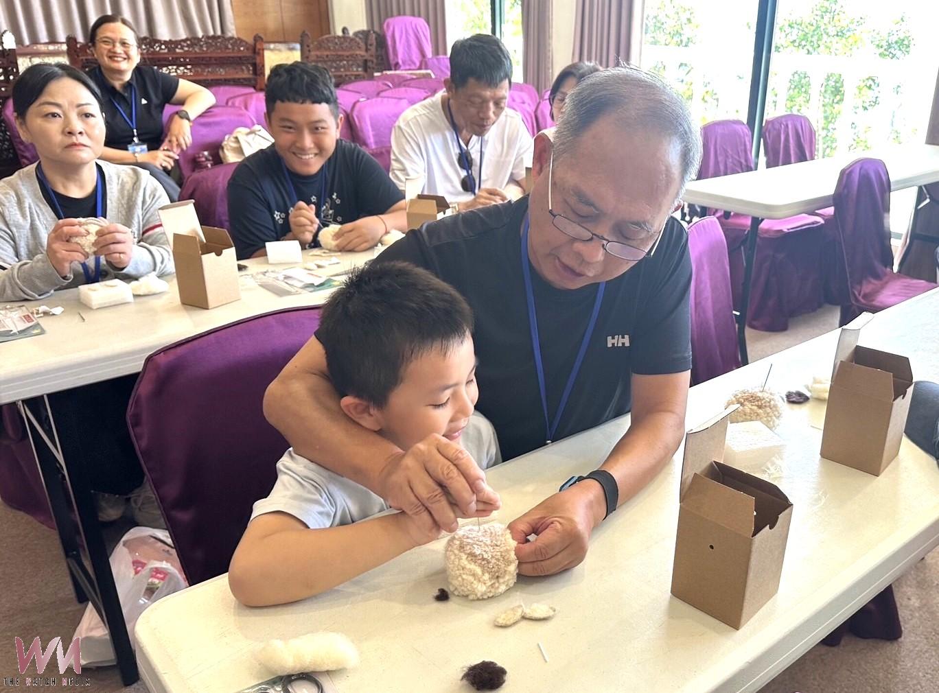 不只是旅行！失怙學子清境獻卡致謝　溫馨畫面逼哭眾人 - https://www.watchmedia01.com