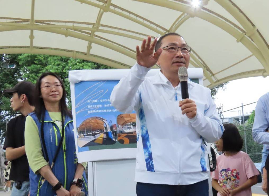 侯友宜行動治理視察樹林運動天幕及捷運萬大中和樹林線 - https://www.watchmedia01.com