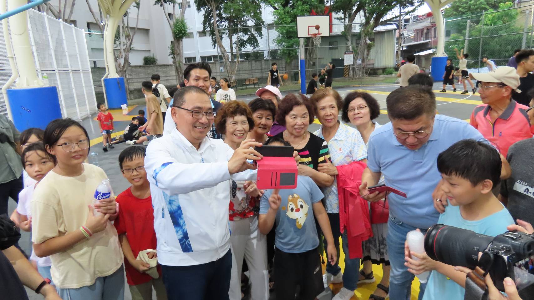 侯友宜行動治理視察樹林運動天幕及捷運萬大中和樹林線 - https://www.watchmedia01.com