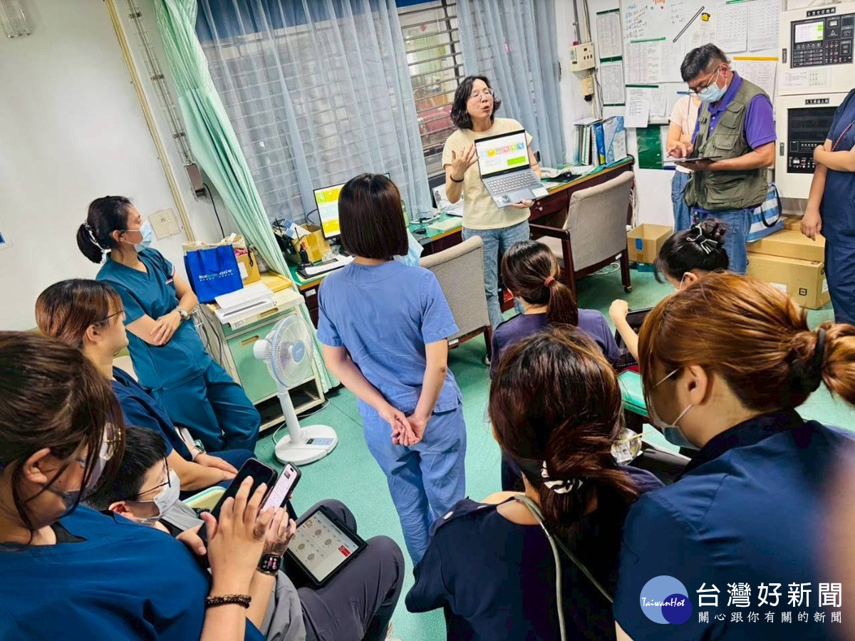 提升照護量能  彰化榮家辦理智慧床墊平板使用操作教育訓練