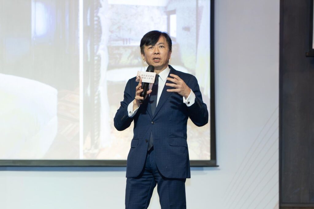 雲品國際盛治仁董事長分享高值化的品牌經營理念