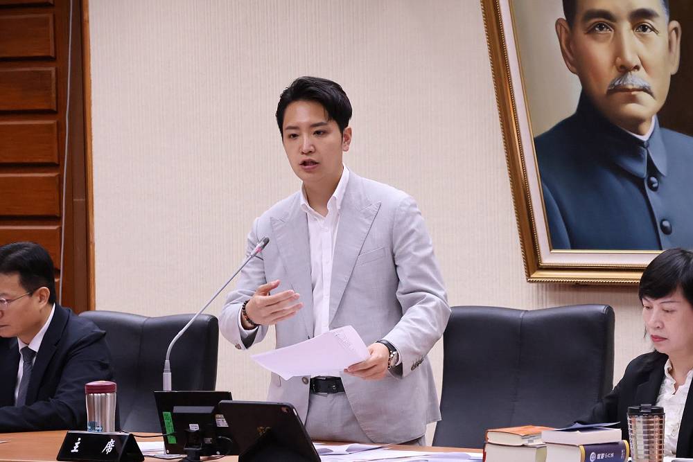 城鎮韌性演習14縣市手機網路將降速　羅廷瑋：實施前應公開目標、風險評估與法源 247