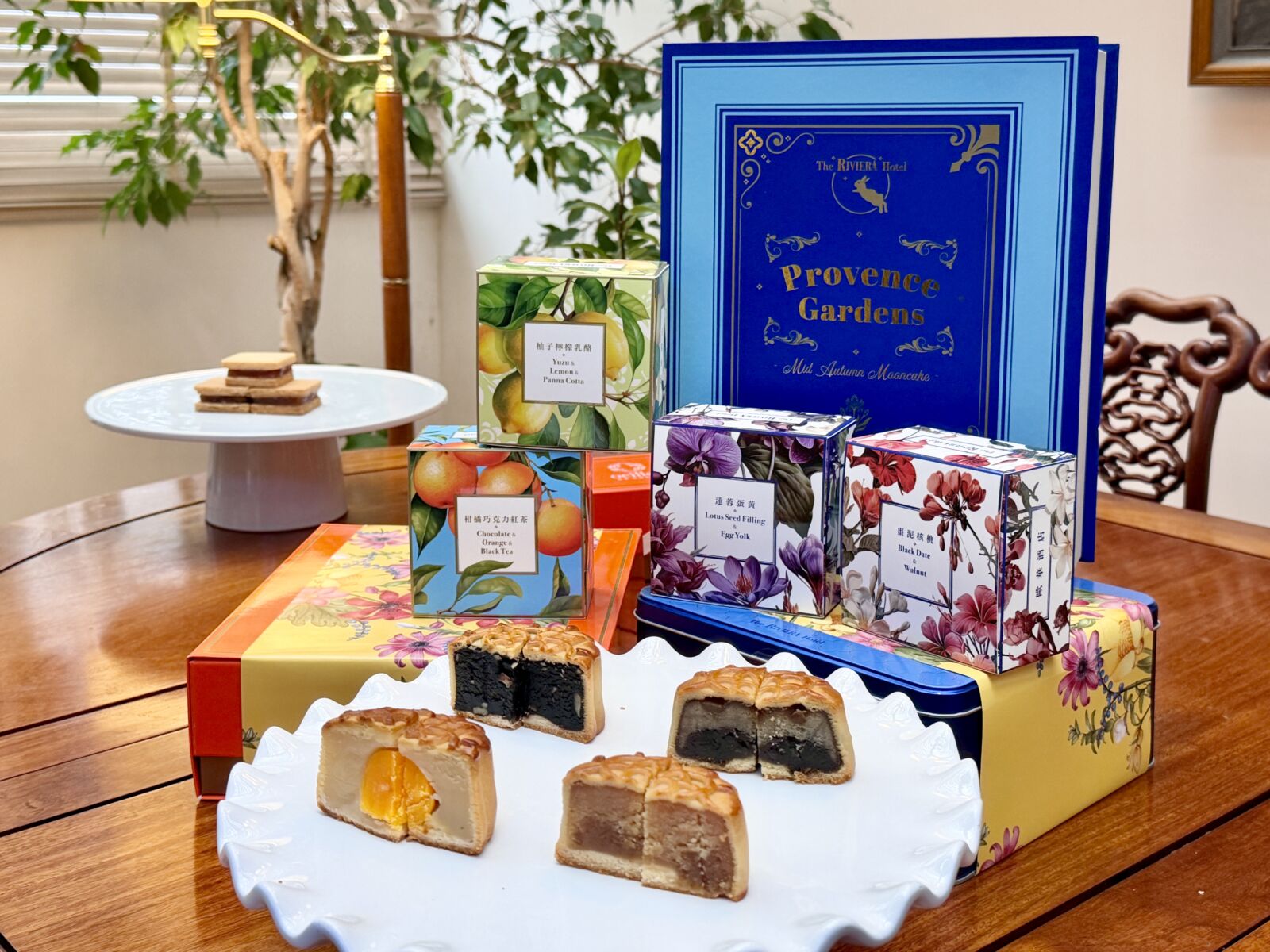 【有影】翻開像本藝術書!歐華酒店中秋月餅演繹法式美學 盲盒藏總價20萬元驚喜 260 CNEWS195260722a01