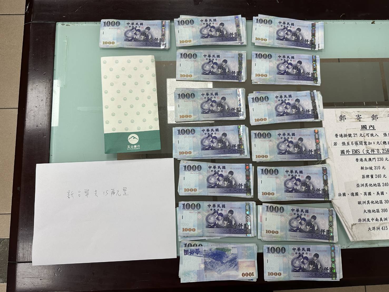 男餓過頭偷超商食物充飢 晚間再度「補貨」當場遭警逮 483076 0