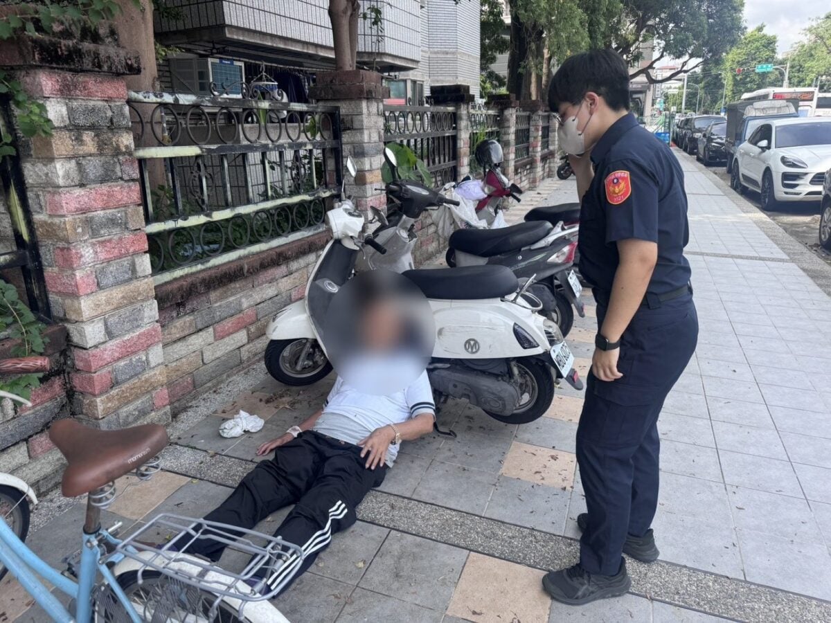 ▲ 91歲翁外出運動卻迷途數公里，幸有配戴定位裝置，協助員警迅速找到人。