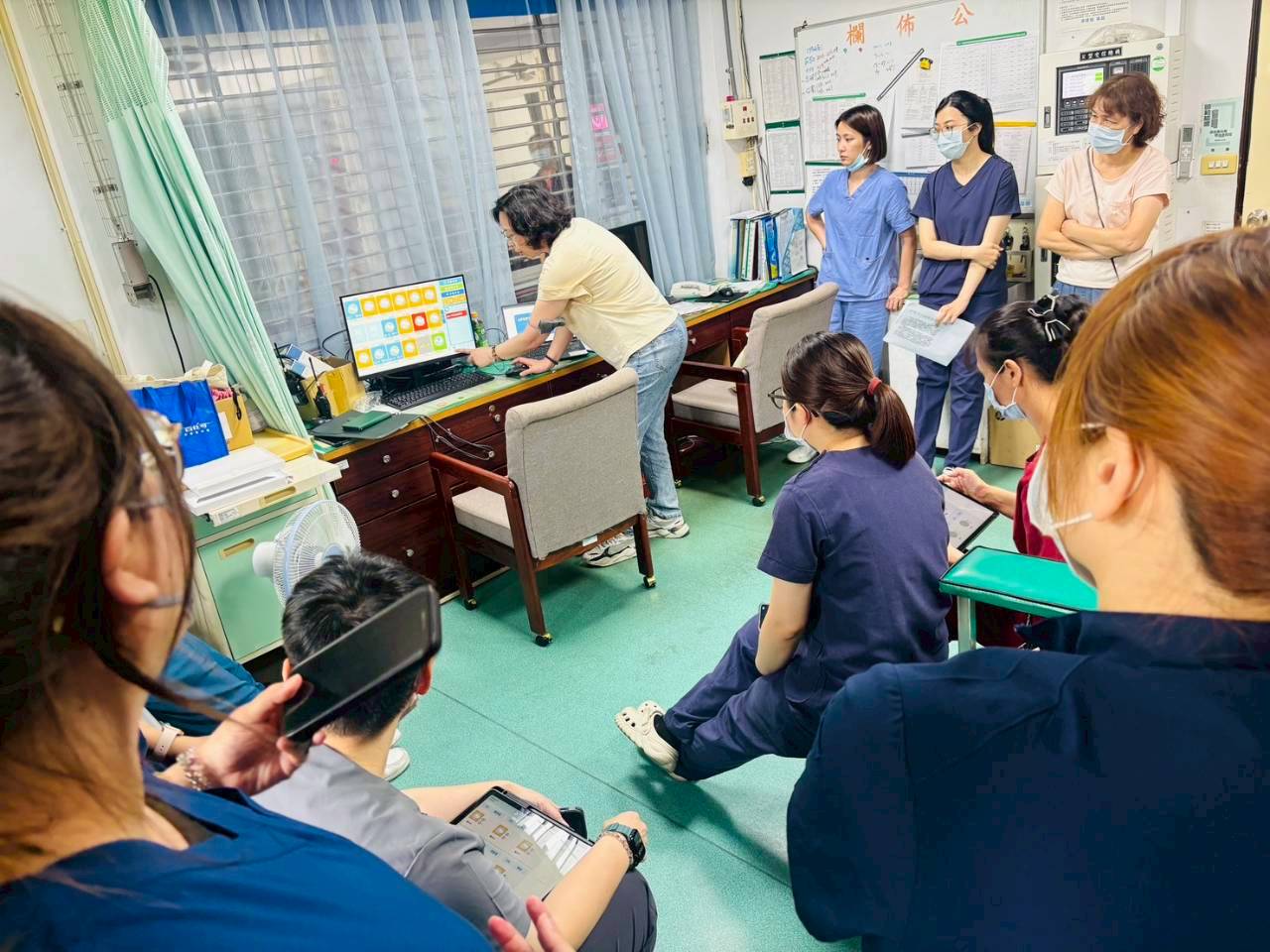 長者離床、深睡即時掌握！彰化榮家160床智慧床墊啟用