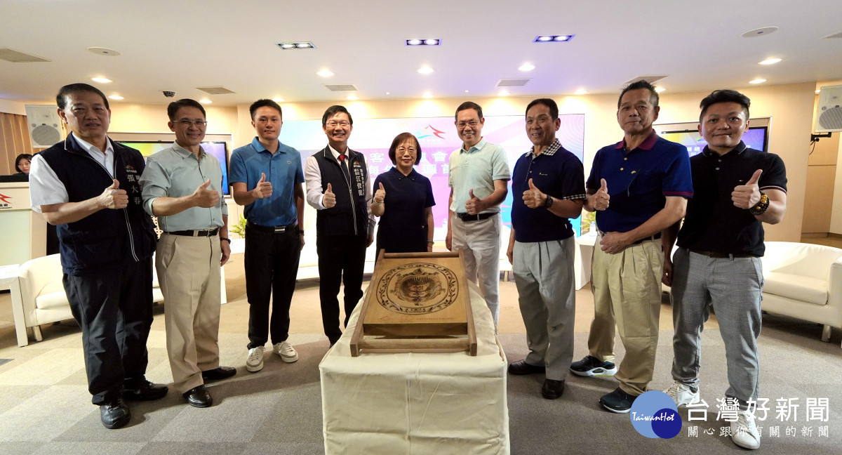 大洋洲客屬總會率團拜會台中市政府