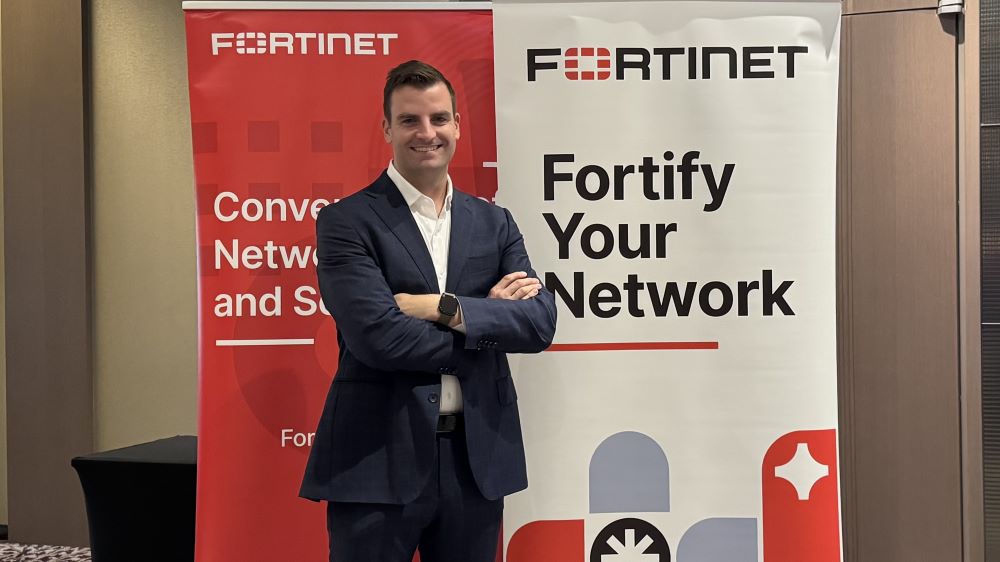 Fortinet亞太區營運技術與關鍵基礎設施總監Michael Murphy表示，唯有透過IT與OT深度全面聯防、網路分段與平台化策略，將資安融入高階治理與營運現實，確保現代網路韌性。