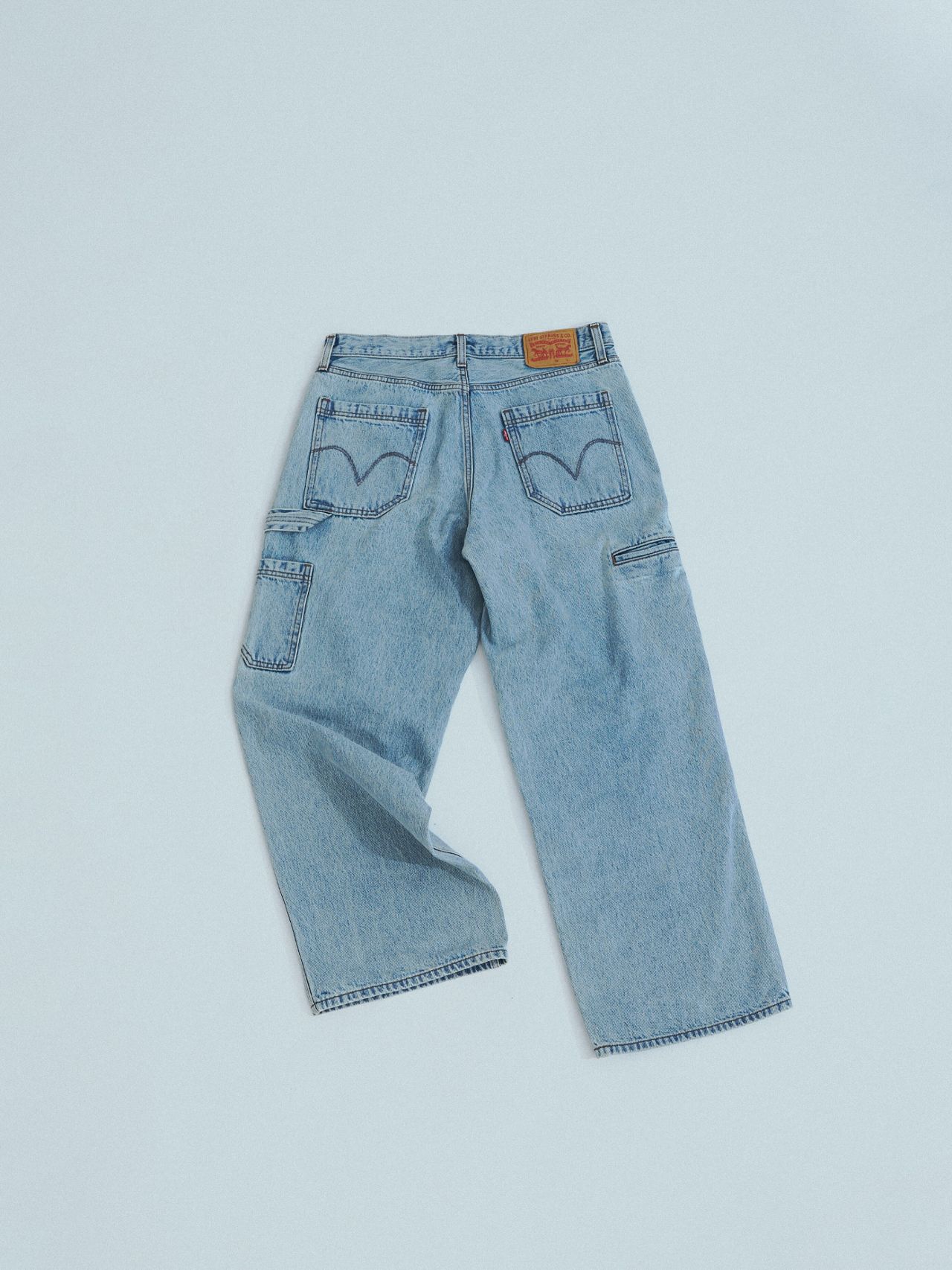 經典骨架注入新血! URBAN RESEARCH二度攜手Levi's打造四款變種丹寧褲
