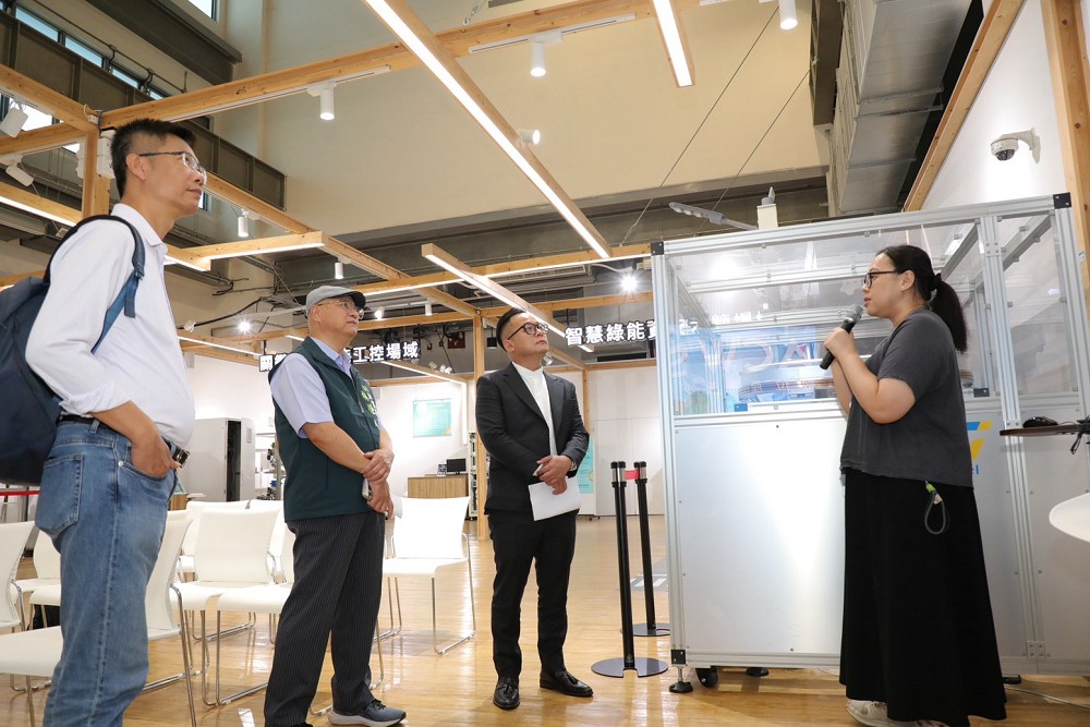 隨黃偉哲進步之旅參訪台南　童子瑋：將智慧交通中心經驗帶回基隆 205