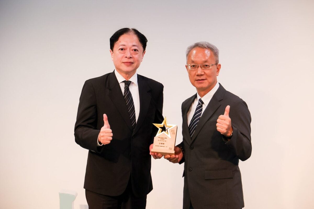 ▲ 宜蘭縣勇奪「食育力五星城市」全國第一名，接受頒獎留影。
