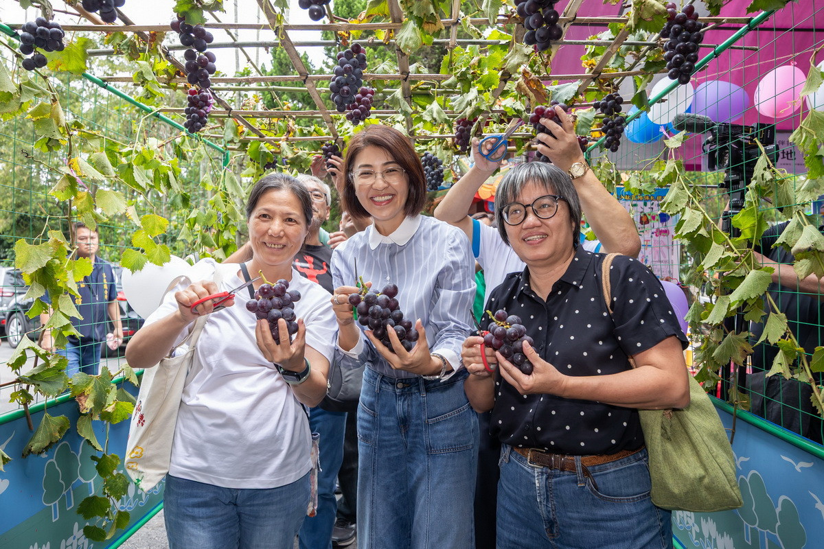 平林社區利用農業廢棄物產生木醋液等防蟲害。（縣府提供）