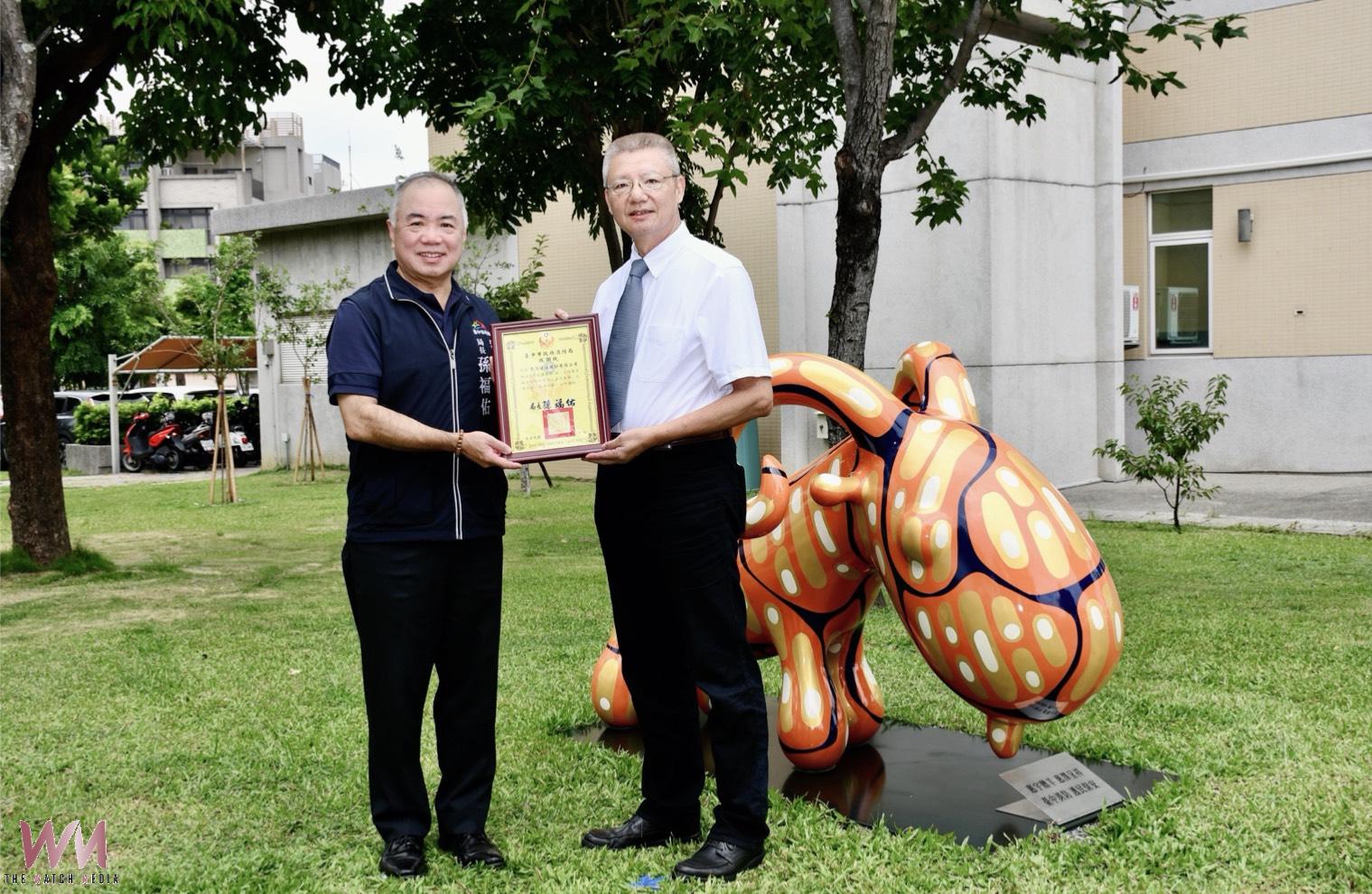 傳遞護民保安　惠宇建設捐贈彩繪羊裝置藝術 中市消防局增添新亮點 - https://www.watchmedia01.com