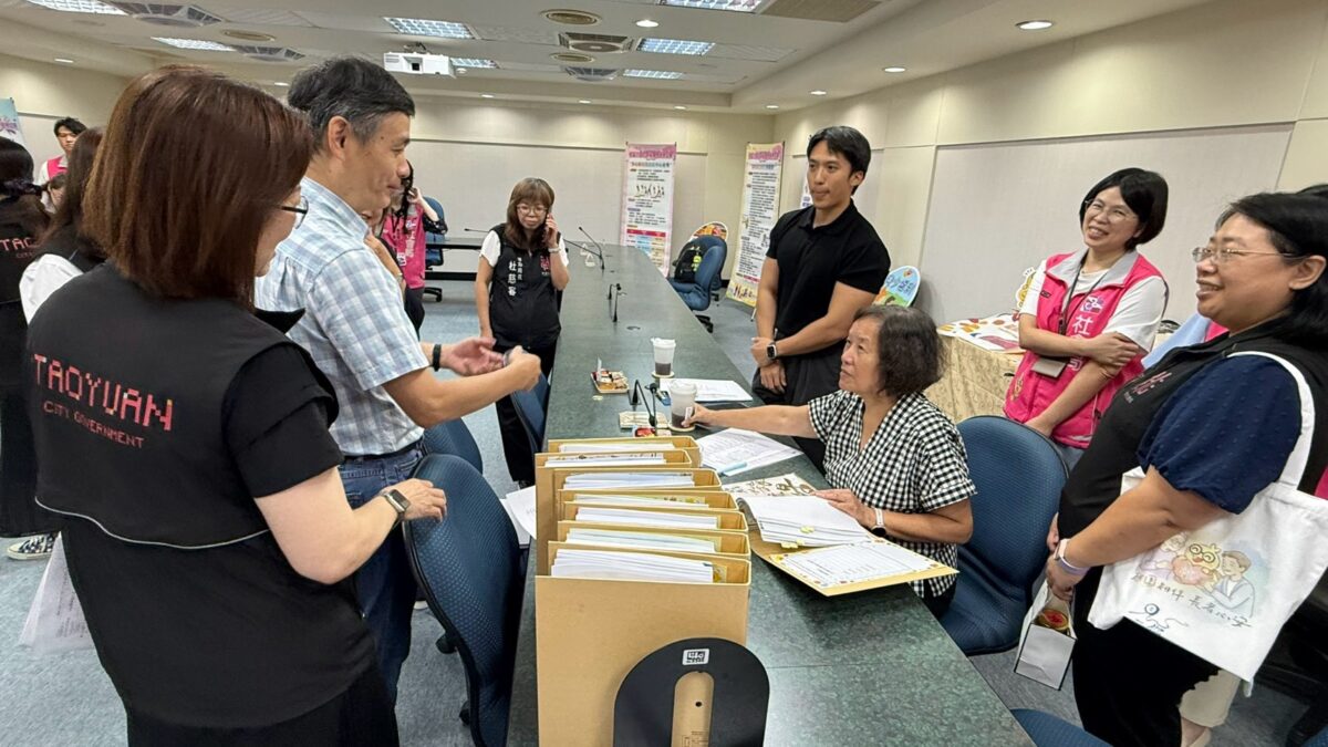搬家不熟路!婦購物迷途坐路旁 龍潭警載她找「咖啡店」回家 566541 1