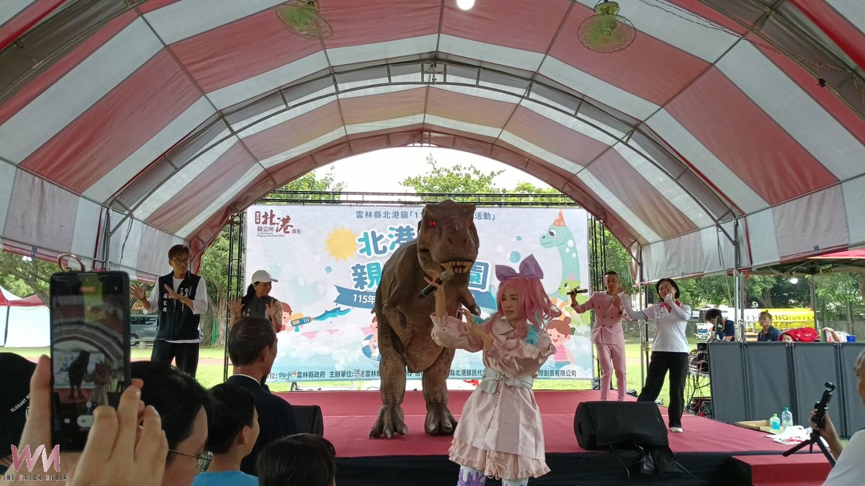 （有影片）／北港奇幻親子樂園盛大登場 千名親子齊聚北港運動公園嗨翻暑假 - https://www.watchmedia01.com
