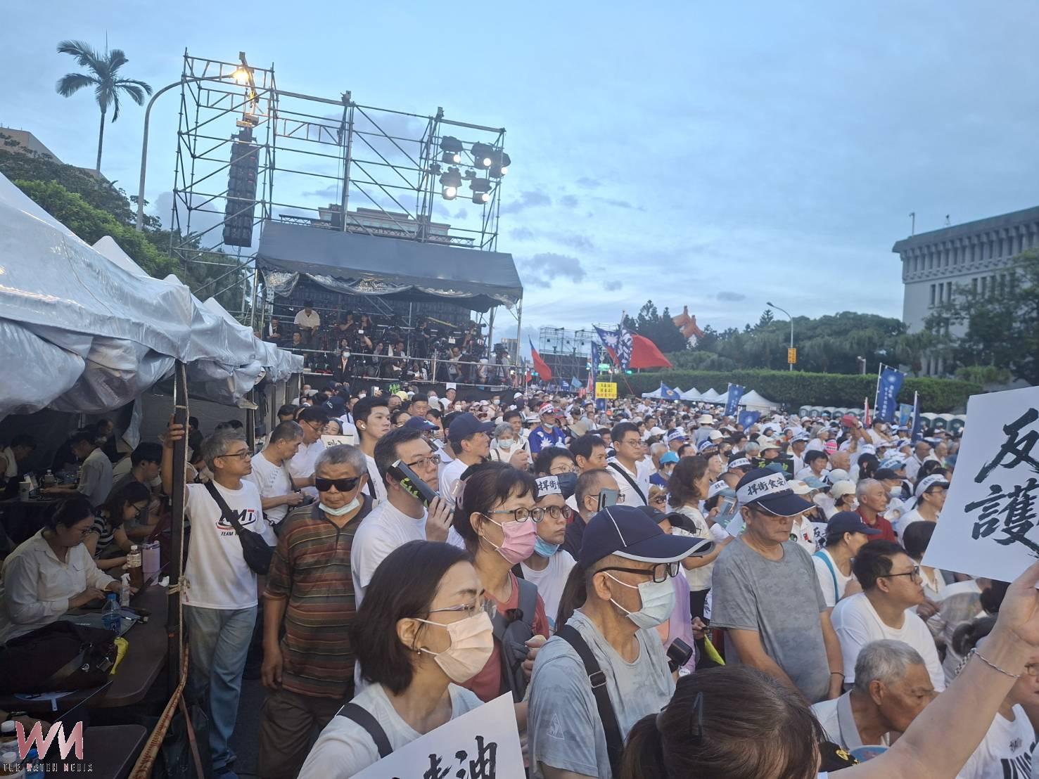 快訊/「我是人 我反毒台」活動傍晚7點半主辦單位宣布參與人數達20萬人 - https://www.watchmedia01.com