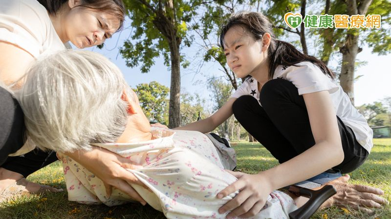 75歲嬤半年昏倒多次竟是心臟惹禍 新型無導線節律器助重拾心跳